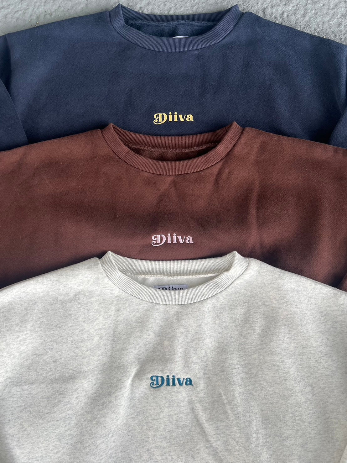 DIIVA stone logo sweat tops