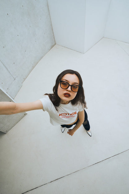 ORANGE SUNGLASSES