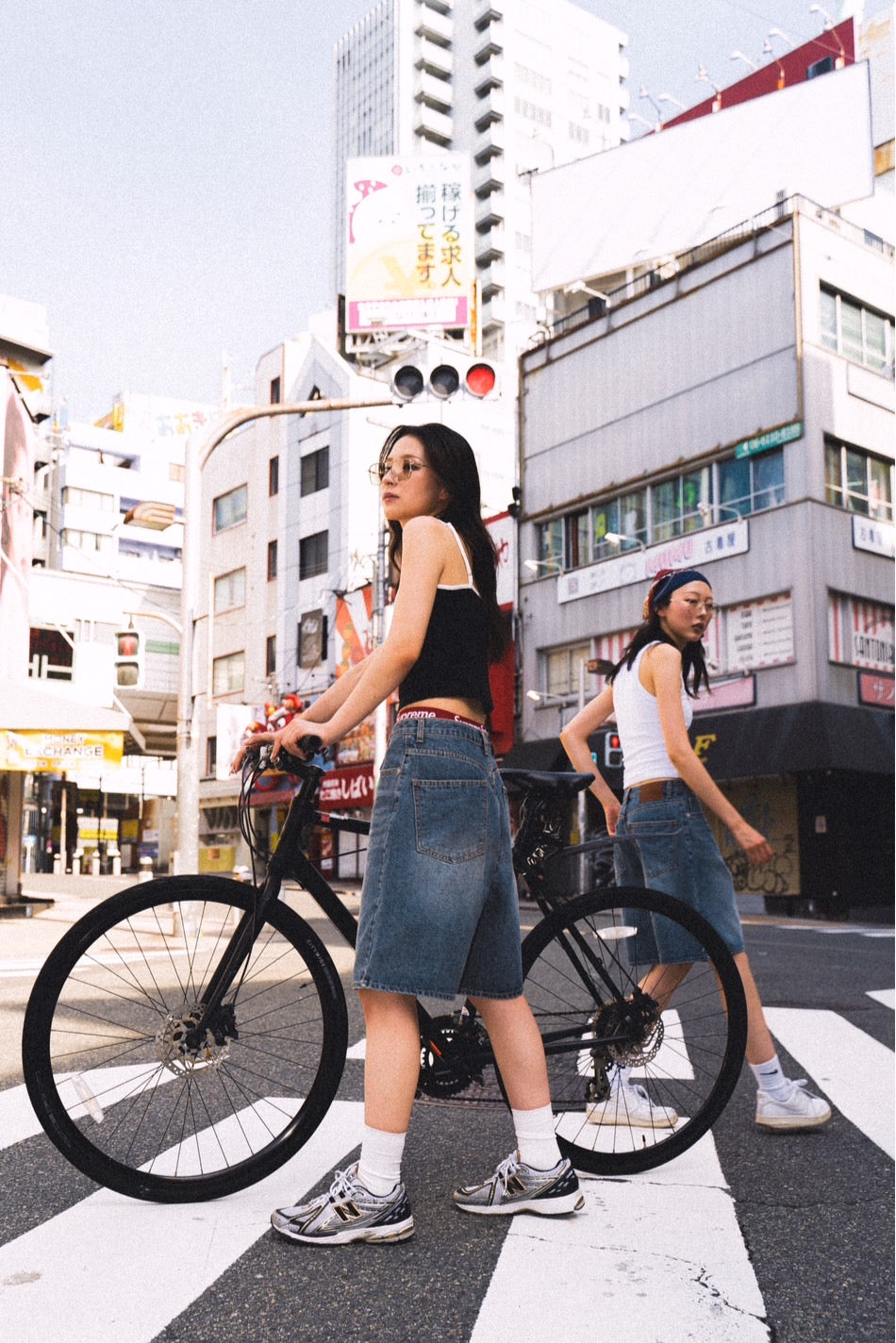 HALF DENIM PANTS