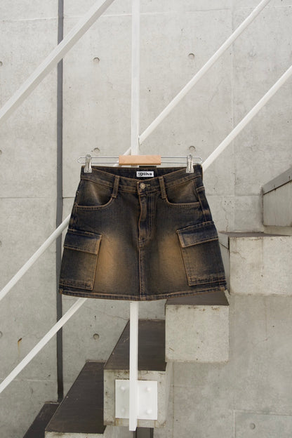 SIDE POCKET DENIM MINI SKIRT